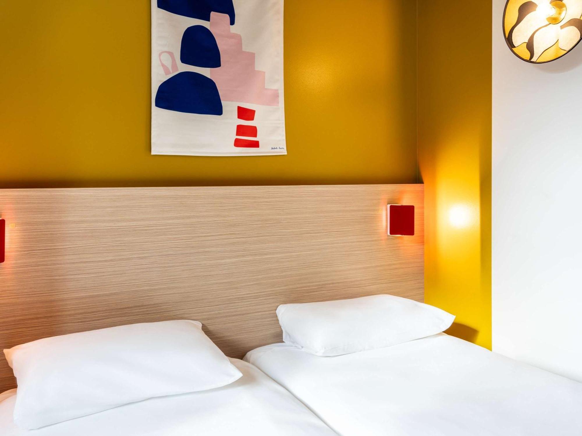 Ibis Styles Prevessin Geneve Aeroport Prévessin Exterior foto