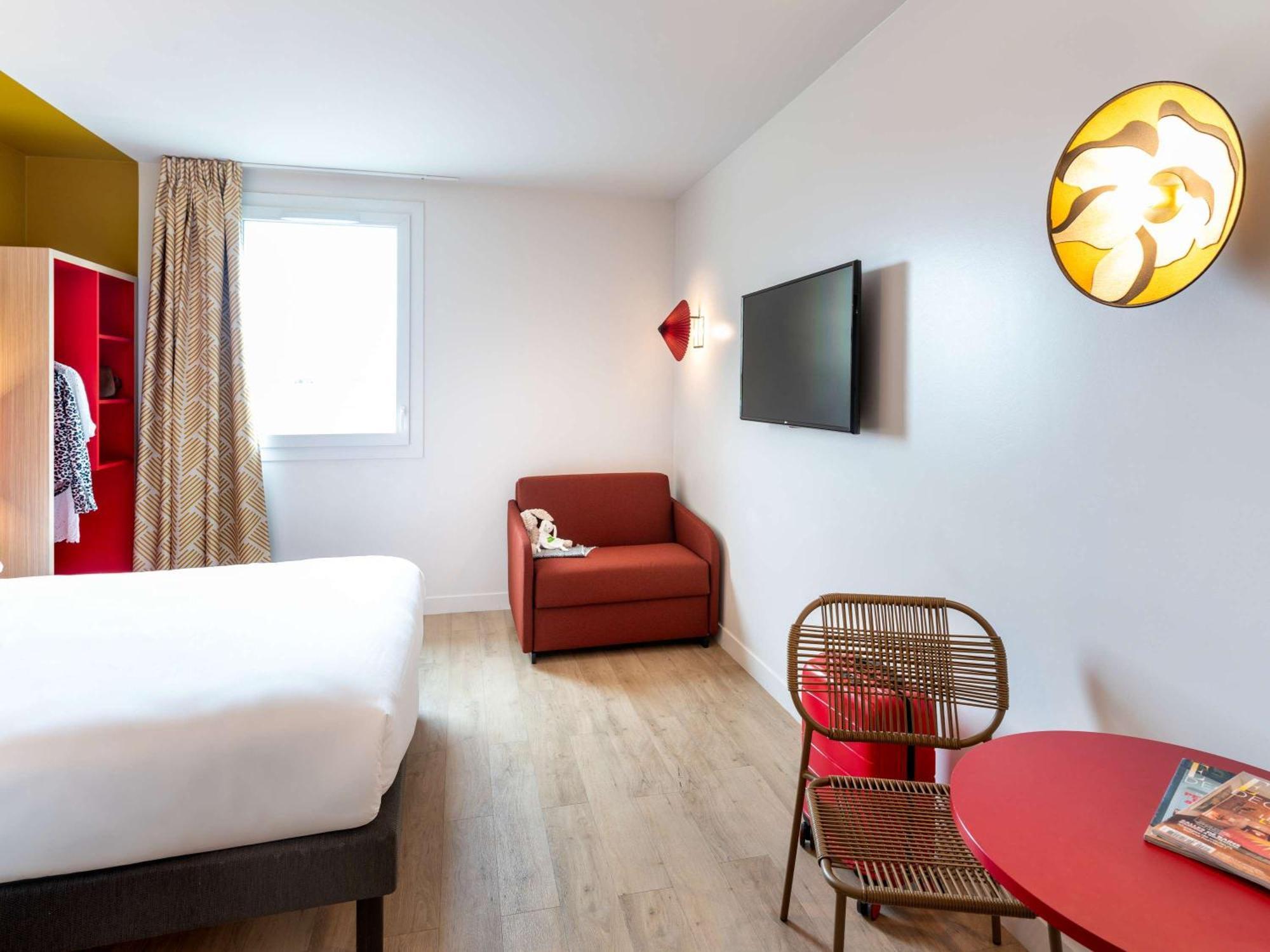 Ibis Styles Prevessin Geneve Aeroport Prévessin Exterior foto